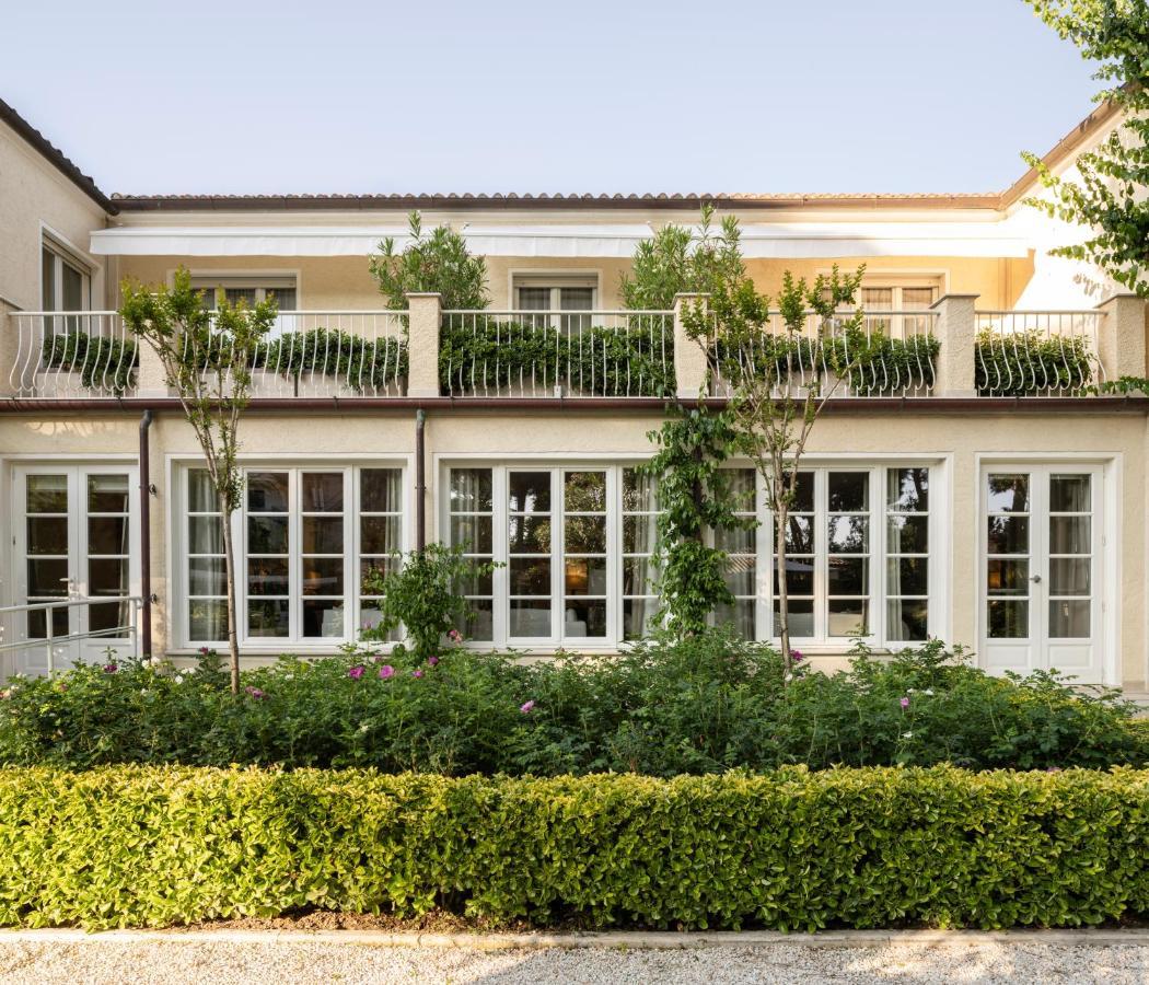 Villa Roma Imperiale ฟอร์เต เดย์ มาร์มี ภายนอก รูปภาพ