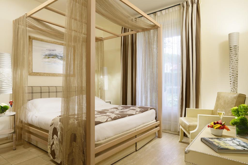Villa Roma Imperiale ฟอร์เต เดย์ มาร์มี ภายนอก รูปภาพ