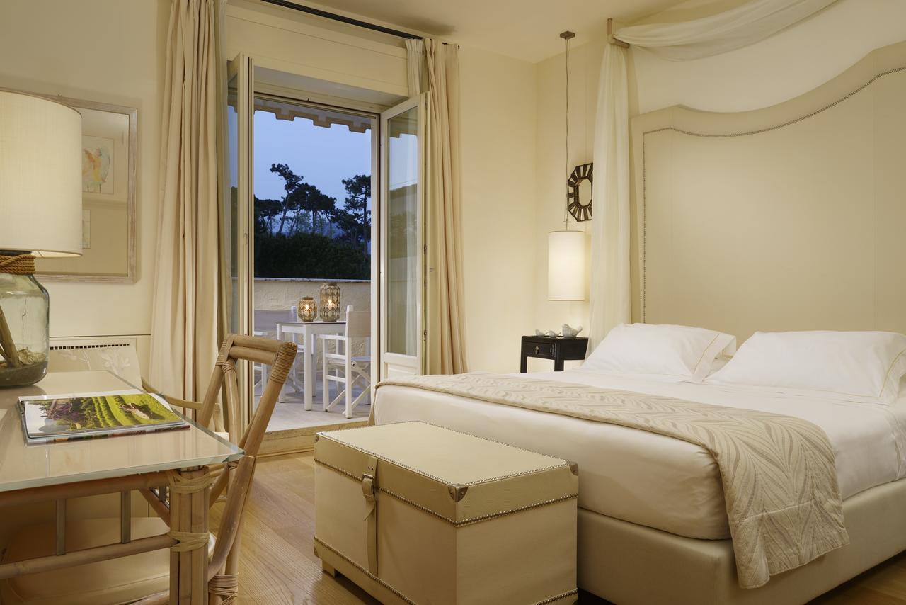 Villa Roma Imperiale ฟอร์เต เดย์ มาร์มี ภายนอก รูปภาพ